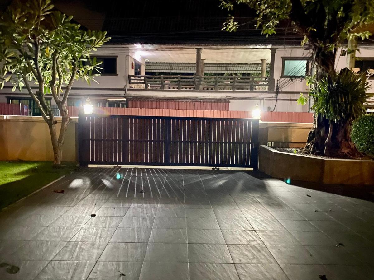 Ban San Sai Preme House Boutiqueヴィラ エクステリア 写真